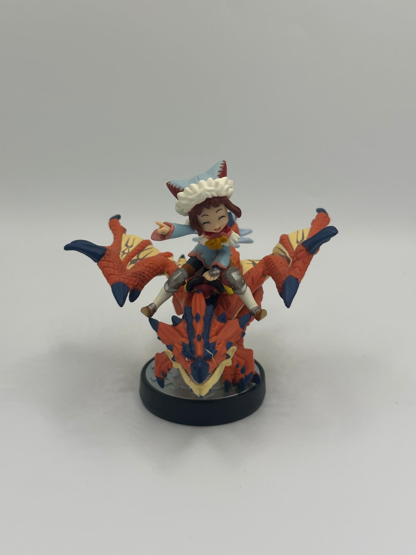 One-Eyed Rathalos and Rider Girl Monster Hunter Unboxed amiibo