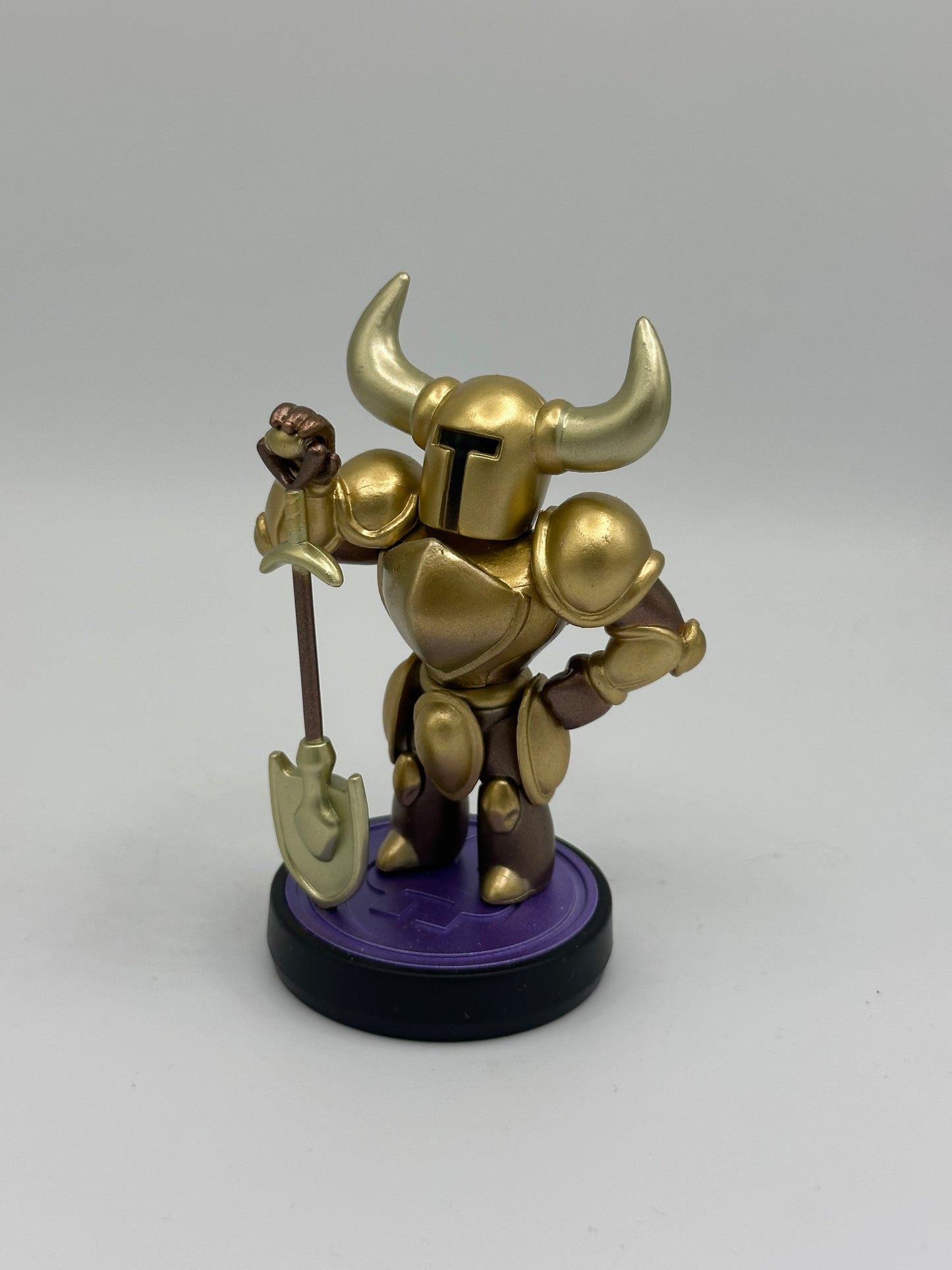 Shovel Knight Gold Edition Unboxed amiibo